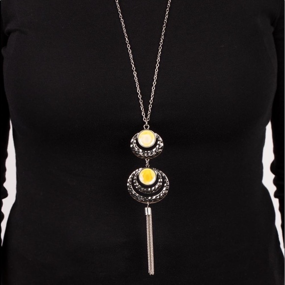 Prismatic Yellow Iridescent stone Necklace - Picture 2 of 4